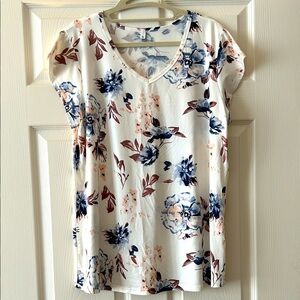 Floral V-Neck Women's Top Size XL